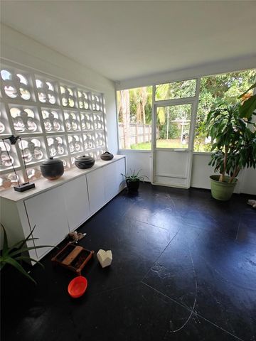 4223 Van Buren Street, Hollywood, FL 33021