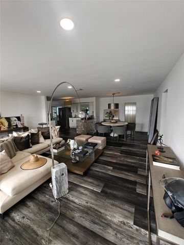 4223 Van Buren Street, Hollywood, FL 33021