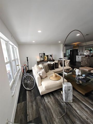 4223 Van Buren Street, Hollywood, FL 33021