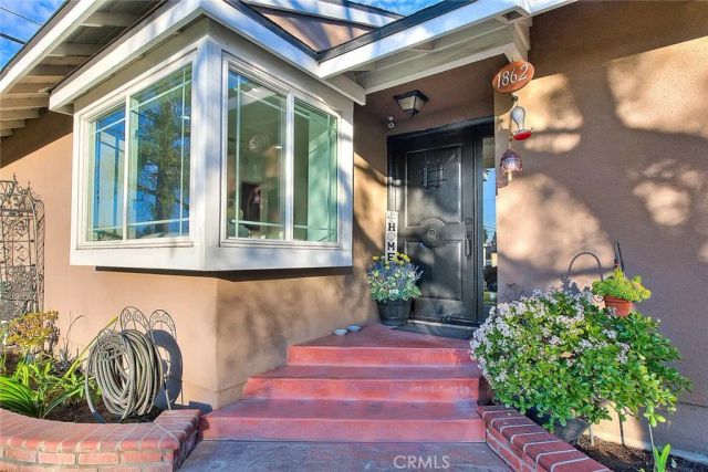 1862 Bonnie Brae, Pomona, CA 91767