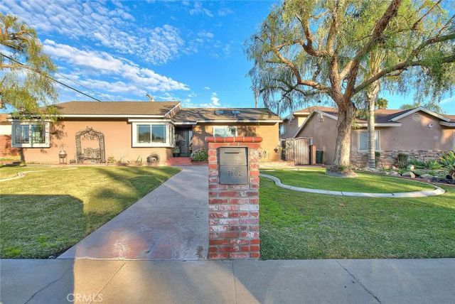 1862 Bonnie Brae, Pomona, CA 91767