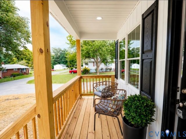 25721 Dinwiddie Ave, North Dinwiddie, VA 23803