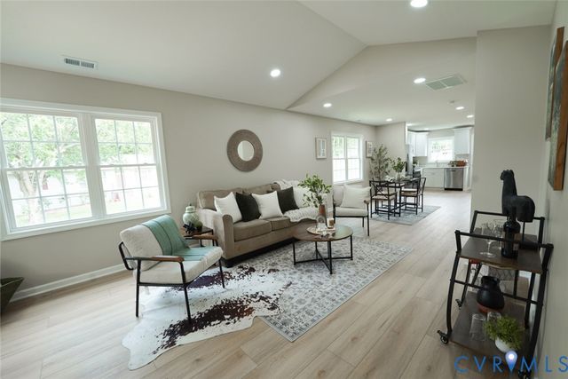 25721 Dinwiddie Ave, North Dinwiddie, VA 23803