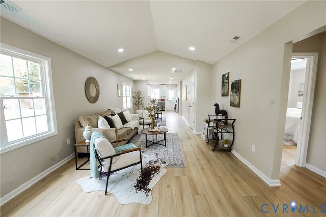 25721 Dinwiddie Ave, North Dinwiddie, VA 23803