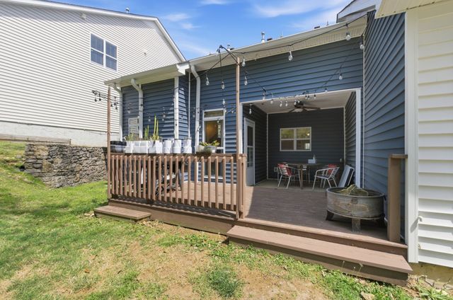 404 Normandy Cir, Nashville, TN 37209