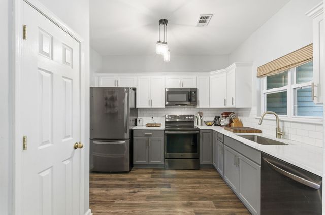 404 Normandy Cir, Nashville, TN 37209
