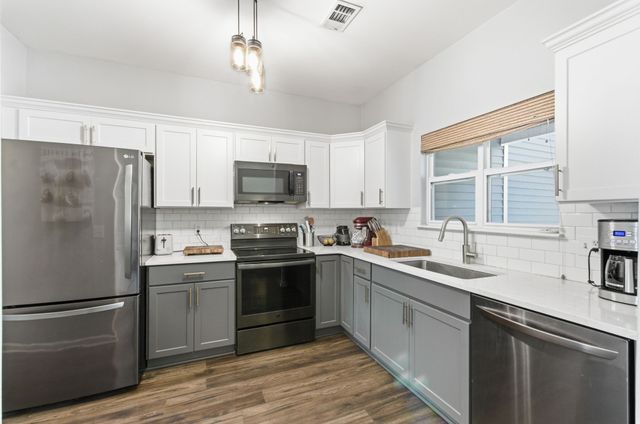 404 Normandy Cir, Nashville, TN 37209