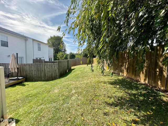 41 Tulip Grove Circle 4, Bristol, TN 37620