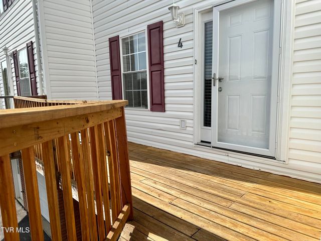 41 Tulip Grove Circle 4, Bristol, TN 37620