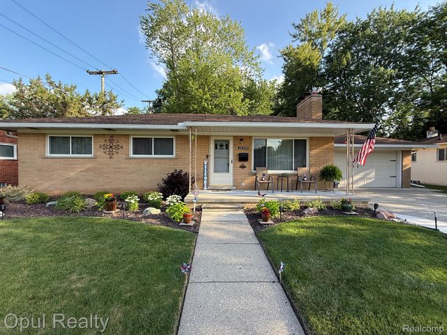 28369 Pembroke Street, Livonia, MI 48152