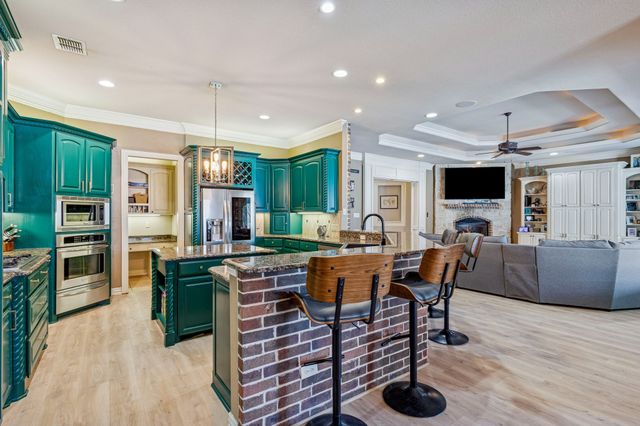 9525 Dickson Road, Fort Worth, TX 76179