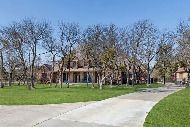 9525 Dickson Road, Fort Worth, TX 76179