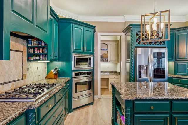 9525 Dickson Road, Fort Worth, TX 76179