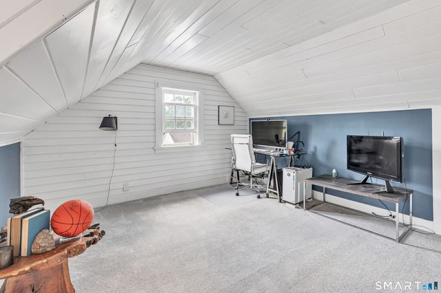 535 Wilcoxson Avenue, Stratford, CT 06614
