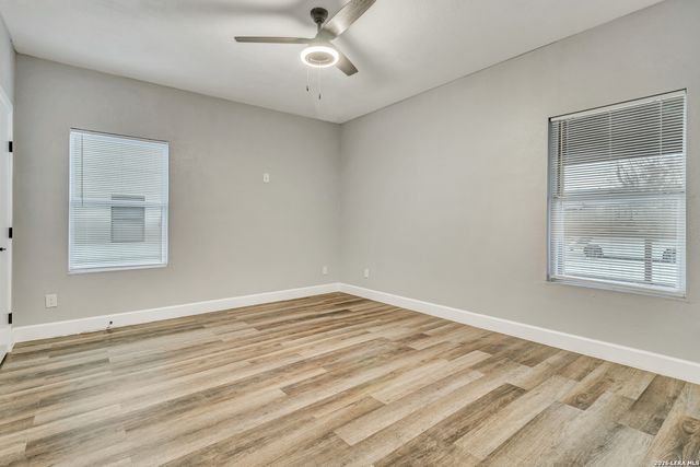 1805 Texas, San Antonio, TX 78228