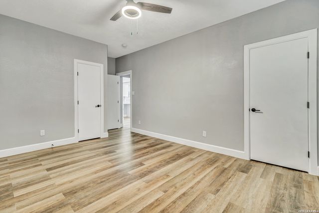 1805 Texas, San Antonio, TX 78228