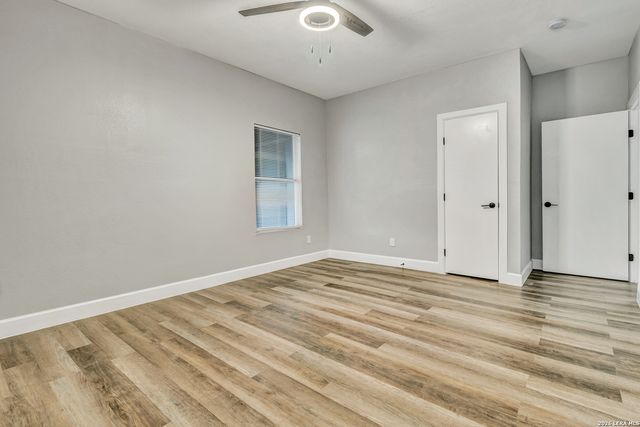 1805 Texas, San Antonio, TX 78228