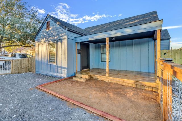 1805 Texas, San Antonio, TX 78228