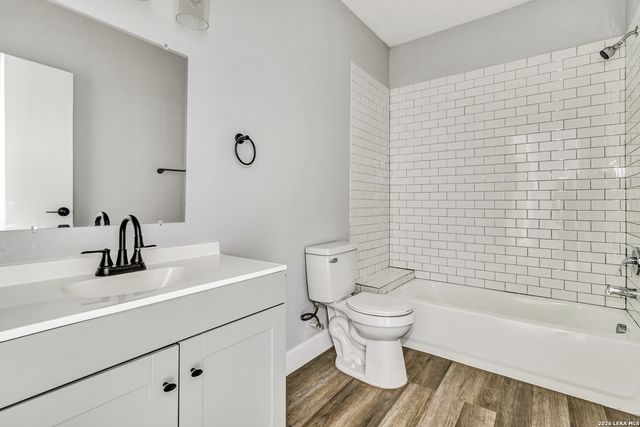 1805 Texas, San Antonio, TX 78228