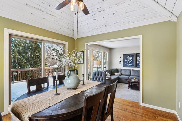 1521 Crest Drive, Chaska, MN 55318