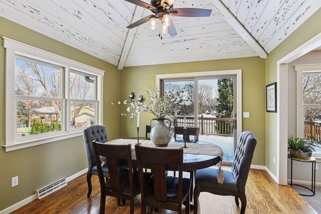 1521 Crest Drive, Chaska, MN 55318