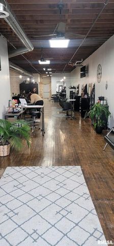 1014-1016 15TH Avenue, East Moline, IL 61244