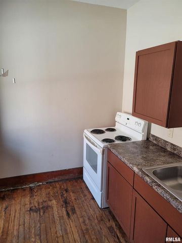 1014-1016 15TH Avenue, East Moline, IL 61244