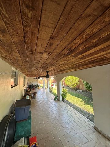 9814 SW 4th Ter, Miami, FL 33174