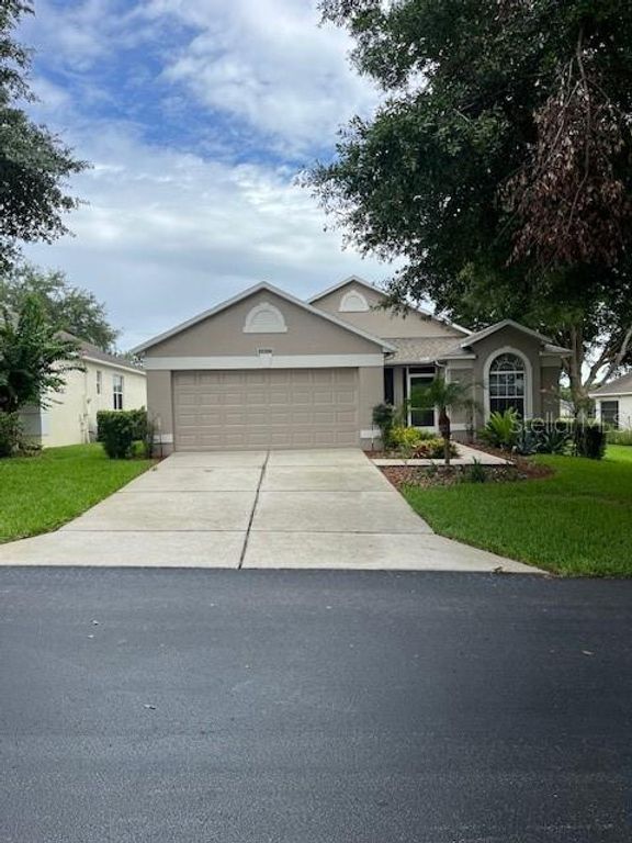 4012 CAPLAND AVENUE, Clermont, FL 34711