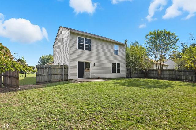 990 Canary Creek Drive, Franklin, IN 46131