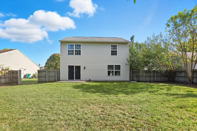 990 Canary Creek Drive, Franklin, IN 46131