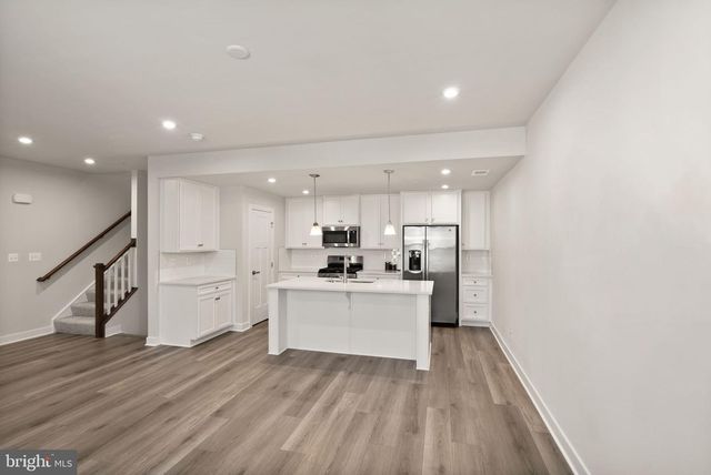 42564 INVERGORDON TER, Sterling, VA 20166
