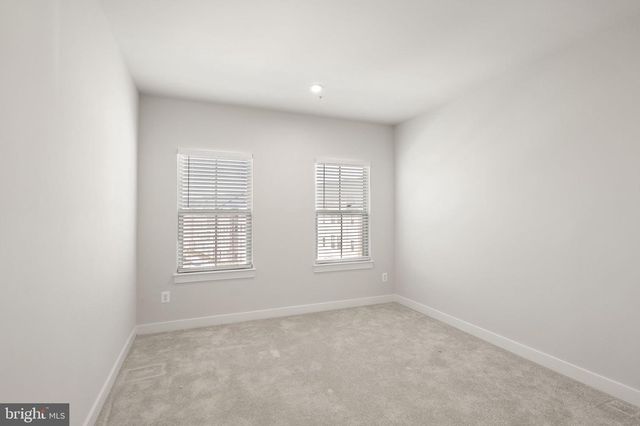42564 INVERGORDON TER, Sterling, VA 20166