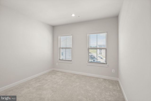 42564 INVERGORDON TER, Sterling, VA 20166