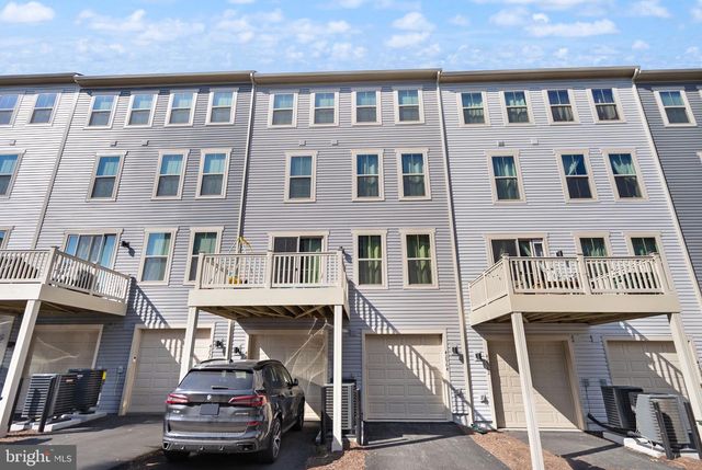 42564 INVERGORDON TER, Sterling, VA 20166