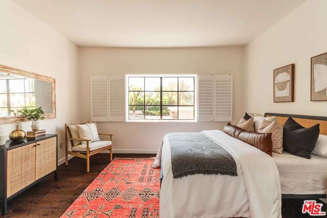 14050 Magnolia Boulevard 105, Los Angeles, CA 91423