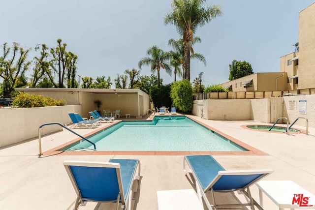 14050 Magnolia Boulevard 105, Los Angeles, CA 91423