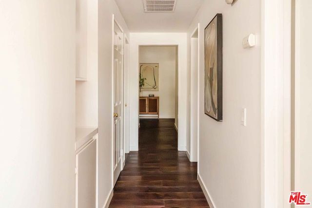 14050 Magnolia Boulevard 105, Los Angeles, CA 91423
