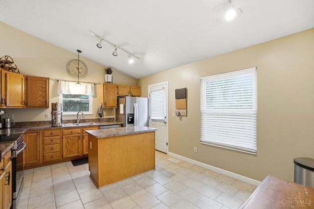 171 Hildebrant Drive, Hamilton Twp, OH 45039