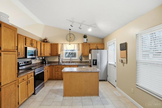 171 Hildebrant Drive, Hamilton Twp, OH 45039