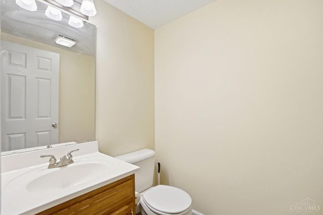 171 Hildebrant Drive, Hamilton Twp, OH 45039