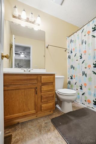 171 Hildebrant Drive, Hamilton Twp, OH 45039