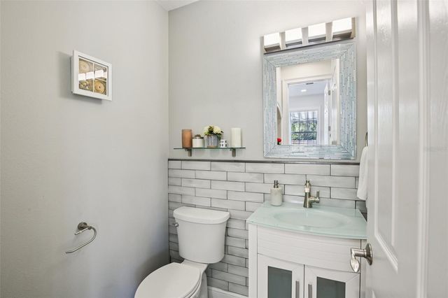 3621 W MORRISON AVENUE, Tampa, FL 33629