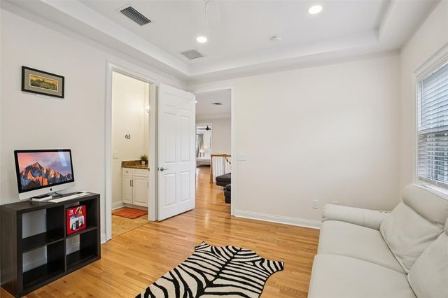 3621 W MORRISON AVENUE, Tampa, FL 33629