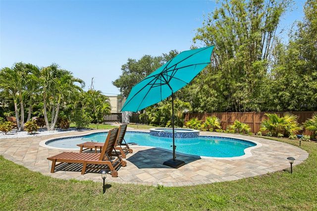 3621 W MORRISON AVENUE, Tampa, FL 33629