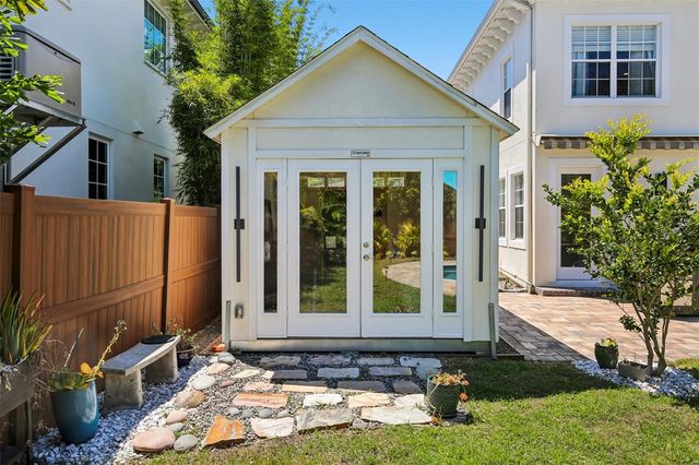 3621 W MORRISON AVENUE, Tampa, FL 33629