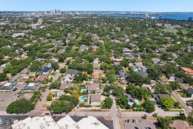 3621 W MORRISON AVENUE, Tampa, FL 33629