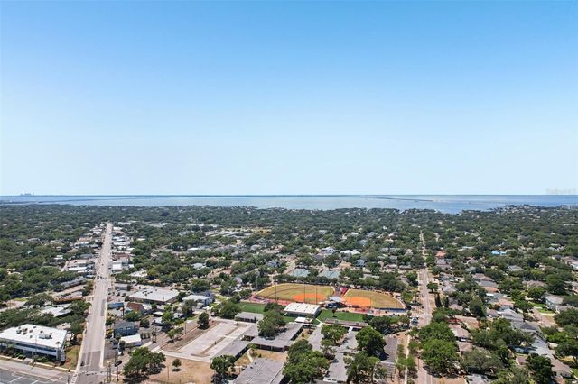 3621 W MORRISON AVENUE, Tampa, FL 33629