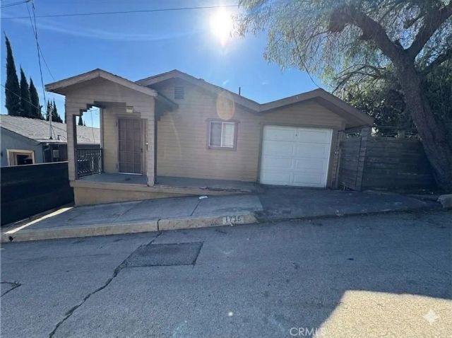 1736 Kilbourn Street, Los Angeles, CA 90065