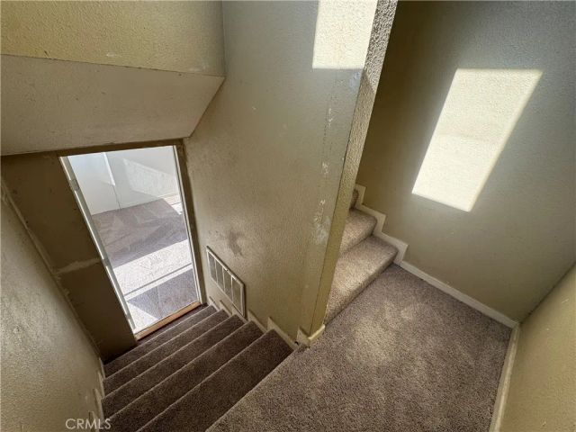 1736 Kilbourn Street, Los Angeles, CA 90065